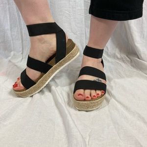 Black elastic Espiderll platform sandals